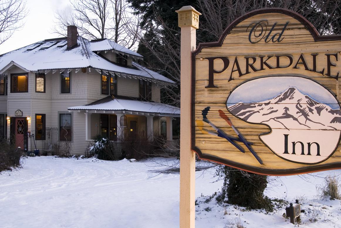 Old Parkdale Inn Bed And Breakfast ฮูดริเวอร์ ภายนอก รูปภาพ