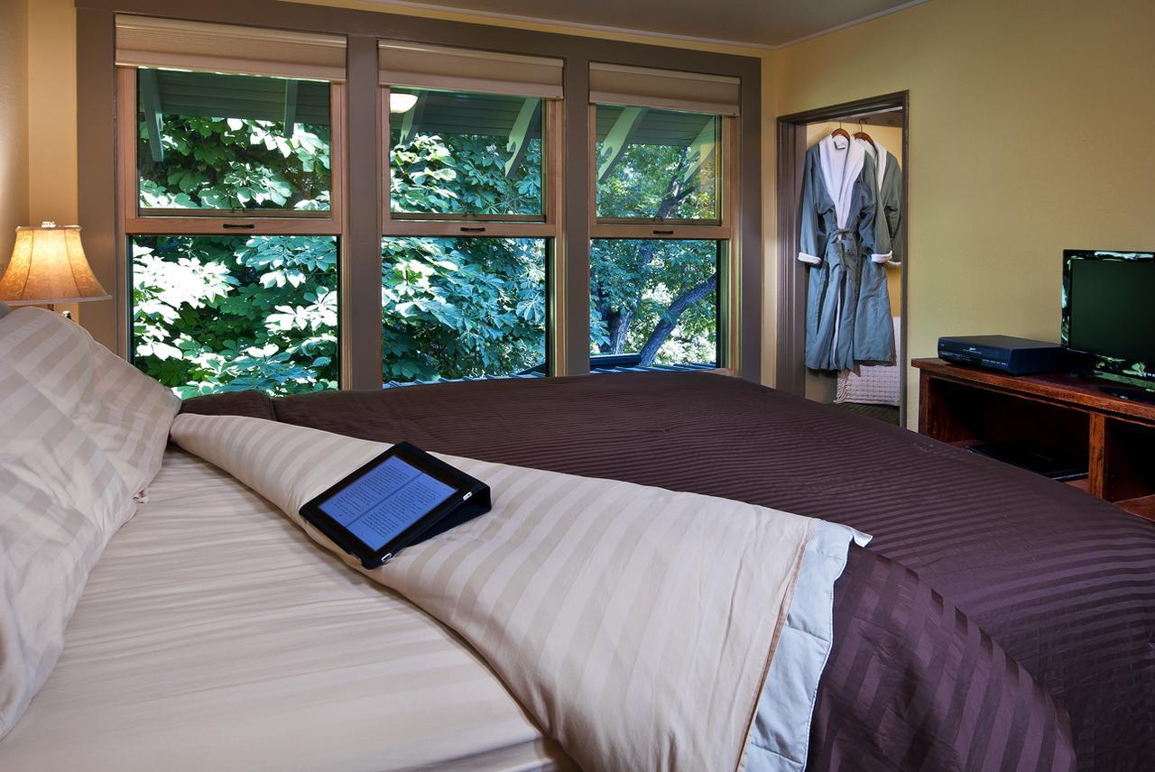 Old Parkdale Inn Bed And Breakfast ฮูดริเวอร์ ห้อง รูปภาพ