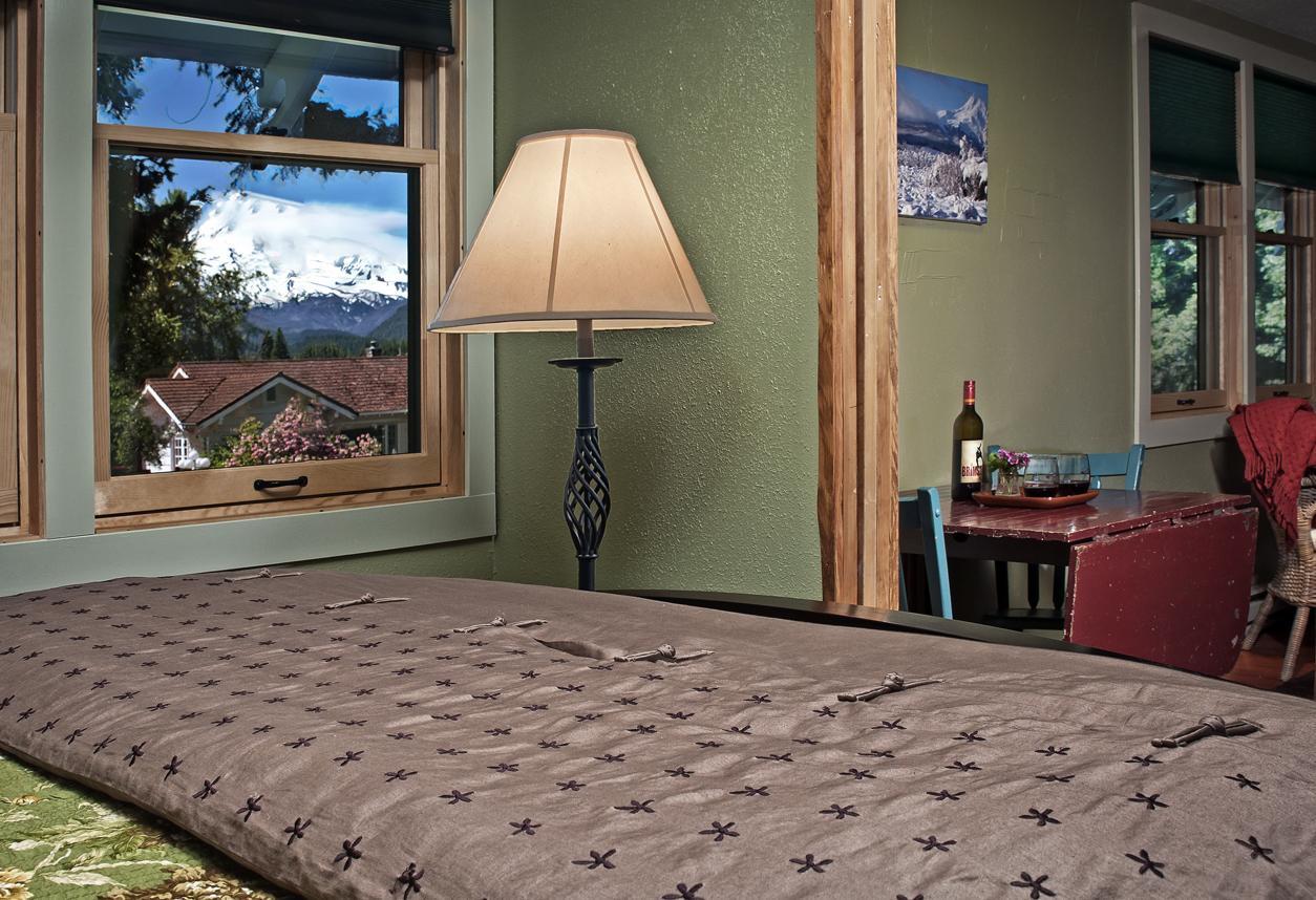 Old Parkdale Inn Bed And Breakfast ฮูดริเวอร์ ภายนอก รูปภาพ